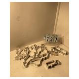 Bakers dozen assorted cookie cutters