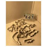 Bakers dozen assorted cookie cutters