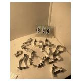 Bakers dozen assorted cookie cutters