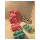 2 assorted Easter jello molds