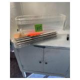 5 trays with board domed lid containers