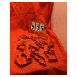 Bakers dozen assorted cookie cutters