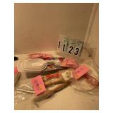 Asssorted kitchen gadgets