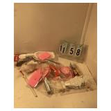 Assorted kitchen gadgets