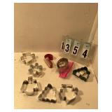 8 assorted cookie cutters