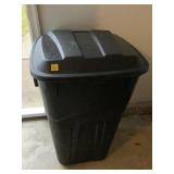32 Gal. Trash Can
