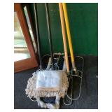 Dust Mop Lot