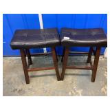 2 Bar Stools Approx 23.5' Tall