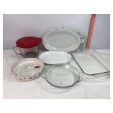 Anchor Spouted Measuring Bowl and Bakeware