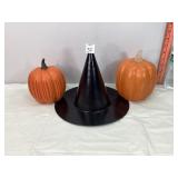 Witches Hat & Pumpkins