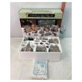 18pc Porcelain Lighted Village Set