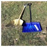 2 Snow Shovels
