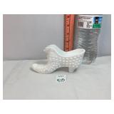 Hobnob Milkglass Shoe