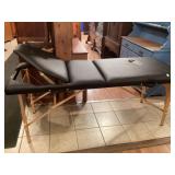 Bear Folding Massage Table w/Bag