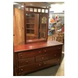 Bassett Dresser w/Mirror