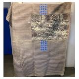 Quilt Approx 66' x 80'