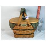 Longaberger Fellowship Basket w/Liner