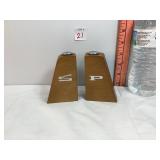 Vtg Wooden S&P Shakers