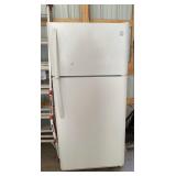 Kenmore 18.2cu ft. Refrigerator SEE DESCRIPTION