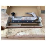 Mac Twin Piston Straight Line Sander 80G Paper