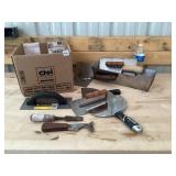 Trowels, Scrappers, & Plaster Tray