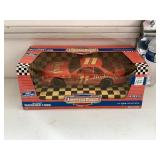 American Muscle Bill Elliott Budweiser T-Bird 1:18