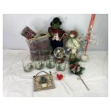 Christmas Glasses & Decor