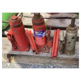 3 Bottle Jacks