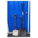 3 Shovels