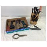 Knife Block, Knives & Kitchen Utensils