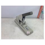 Max Flat Clinch Stapler