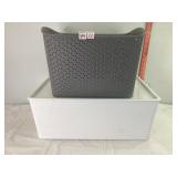 Storage Box w/Lid & Basket