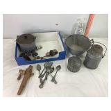 Enamelware & Vintage Collectibles
