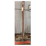 4 Push Brooms