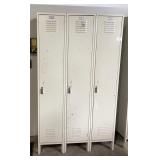 Set of 3 Metal Lockers