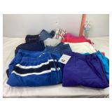 Ladies Capris, Mostly Sz L & Misc