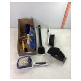 Assorted Brushes