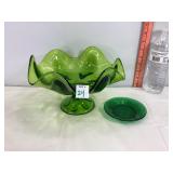Vtg Viking Green Bowl & Other Saucer