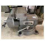 Central Machinery Vise Grip