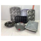 Assorted Bakeware
