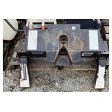 Reese 5th Wheel Receiver Hitch