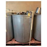 310 Gallon Frank Knorr Stainless Tank