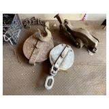2 pulleys and a shear 2 pulleys and a shear