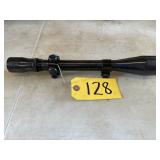 Weaver V8 Scope with Weaver Rings Weaver V8 Scope with Weaver Rings