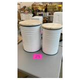 2 STORAGE BINS 2 STORAGE BINS