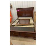 DARK WOOD QUEEN SIZE STORAGE BED W/ MIRROR DARK WOOD QUEEN SIZE STORAGE BED W/ MIRROR