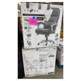 2 LA-Z-BOY OFFICE CHAIRS IN BOX 2 LA-Z-BOY OFFICE CHAIRS IN BOX