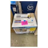 GE ROOM AIR CONDITIONER IN BOX GE ROOM AIR CONDITIONER IN BOX
