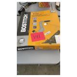 BOSTITCH 2 IN 1 FLOORING TOOL IN BOX