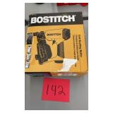 BOSTITCH COIL ROOFING NAILER